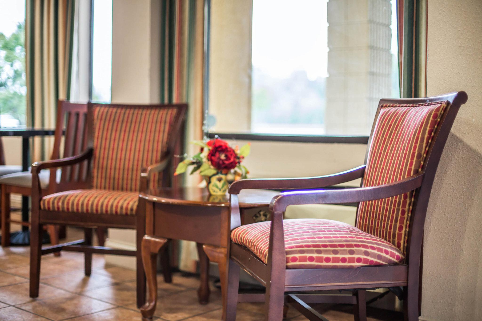 Econo Lodge Inn & Suites At Fort Moore Columbus Zewnętrze zdjęcie
