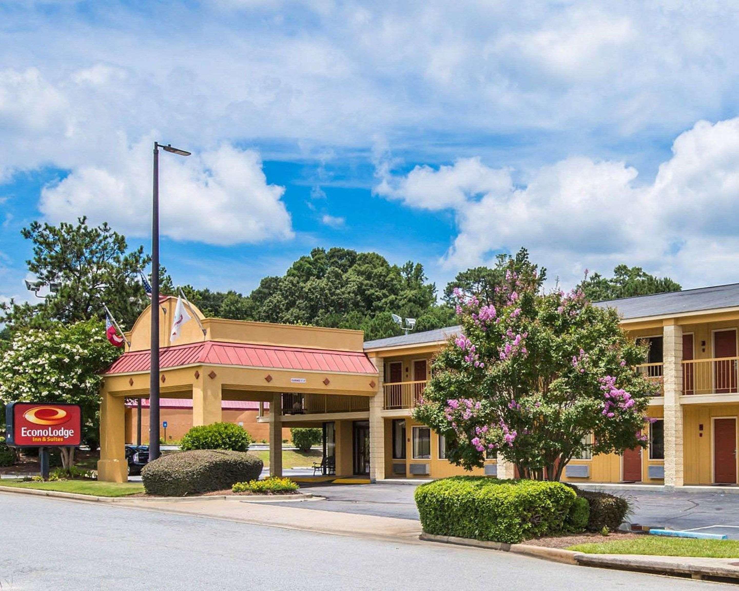 Econo Lodge Inn & Suites At Fort Moore Columbus Zewnętrze zdjęcie